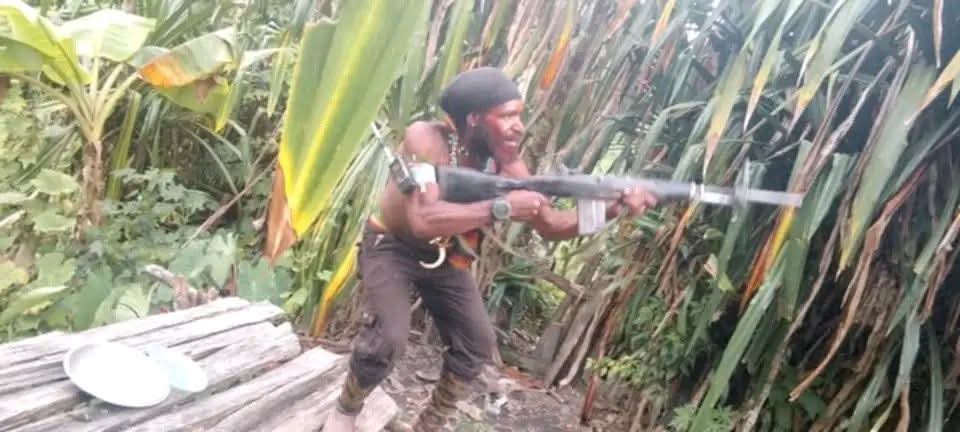 Utan Talenggen Meninggal Dunia Karena Terkena Bom Roket Dari Pihak Militer Indonesia