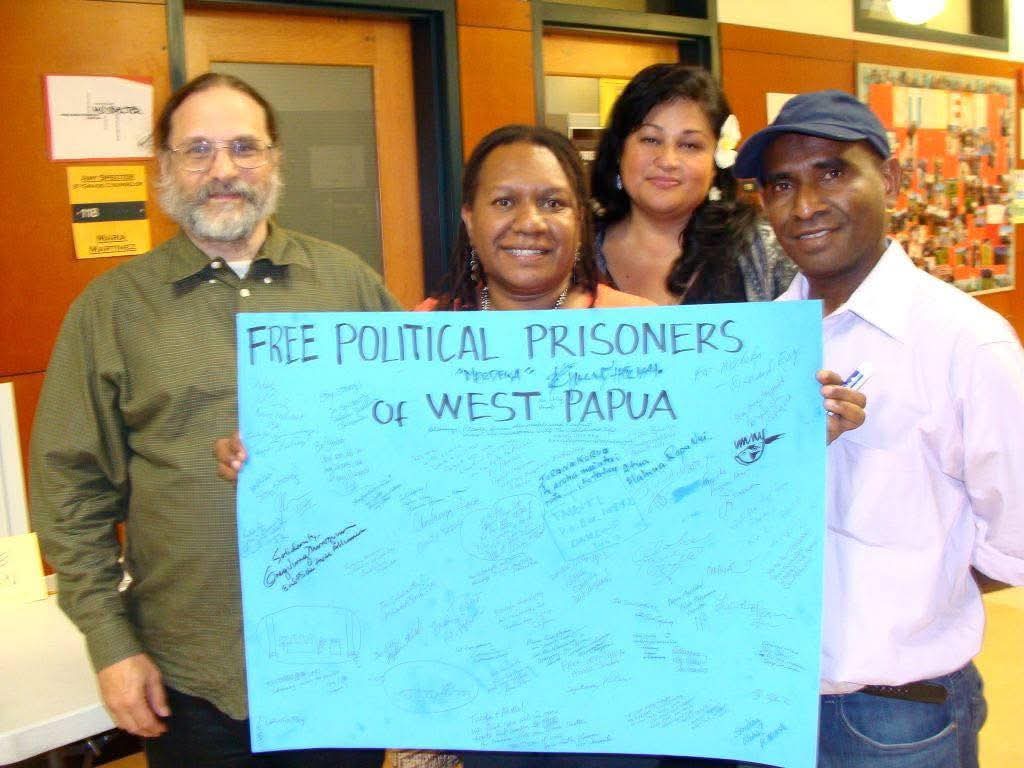 Timor Timur dan Papua Barat di Melanesia